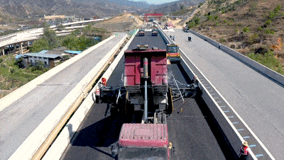 宝马工程机械展和宝马汽车