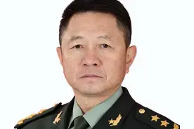 中印边境形势紧张，我军一线指挥官换将，曾荣立一等战功威震敌胆图片