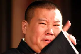 当初背叛德纲，逼师娘下跪的“叛徒”曹云金，现在怎么样了？图片
