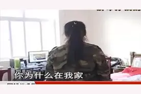 为丈夫还赌债拼命打工，丈夫却让其他女人住在家里，婆婆：她活该图片