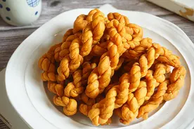 咬一口嘎嘣脆的小麻花，不齁甜不油腻，简单，一出锅孩子就抢着吃图片