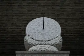 《周易》，到底有什么用？蓍草和卦爻的神奇来自哪里？图片