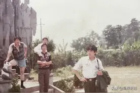 当年在成都动物园门口遭遇尴尬，我后悔踢了那个孩子一脚图片