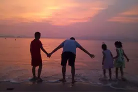 中考作文佳题及范文：“那一刻，我没有 _____”图片