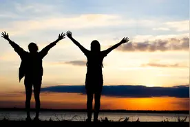 “中国好闺蜜”：踹门、取证、吓退、报警一气呵成图片