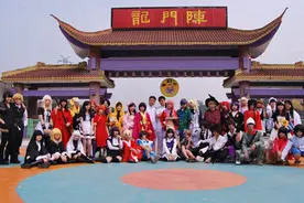 重庆主城某知名开发商破产，房子三千一平没人要，只留一地鸡毛图片