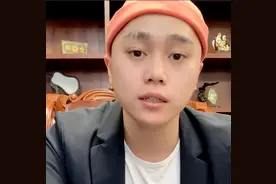 快手刘二狗月收入破五千万全网第一，小伊伊1400万排行第十图片