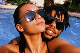 场均31.7分，不愧是WNBA状元！5年换7女友，湖人榜眼真的花心啊图片