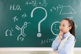 小学四年级学生，开学后学习的第一部分内容：小数的认识及练习题图片