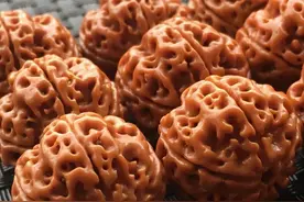 看看这盘玩金刚菩提的过程，活脱脱就是曾经的你，无限感慨图片