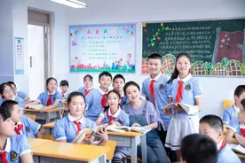 老班手册 |“46+1”，我们是一家人——璧光小学陈慧敏老师图片