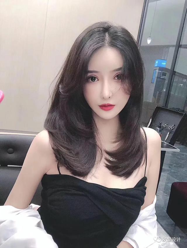 2020发型趋势范本合集:短中长发配氧气刘海,韩国网红们这样搭(圆脸