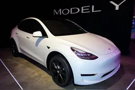特斯拉Model Y 、比亚迪唐EV和极狐阿尔法T：纯电长续航SUV谁更强？图片