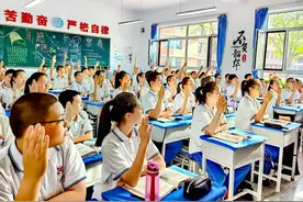 敬业学校初中部2021年全市一模考试成绩斐然图片