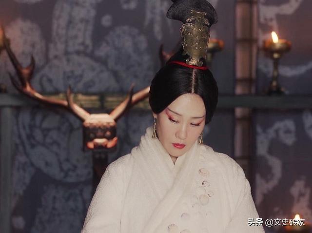 历史上真实的华阳夫人，没有发动政变也没有被幽禁，受秦始皇厚待