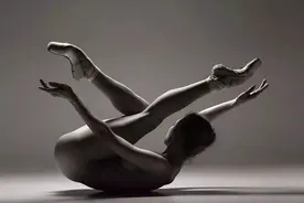 摄影师镜头下的人体，肉体与灵魂的舒缓，极致的视觉享受（上）图片