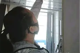 二楼改地热凿漏一楼房顶 擅改供暖设施小心被罚图片