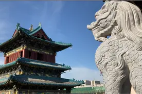 梦逐版画，心系家乡！太原90后青年版画家，勾勒太原钟楼情怀图片