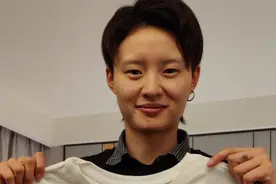 下一个王霜：19岁女足国脚加盟欧冠豪门，以外援身份出战图片