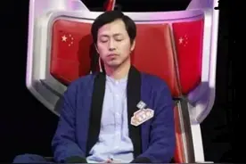 王昱珩：考前测试交白卷，俩月高考上清华大学，和日本比赛打瞌睡图片