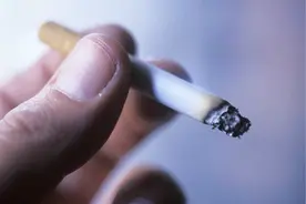 只需学会这几招，手上的烟渍再也不用愁，快学起来吧！视频封面