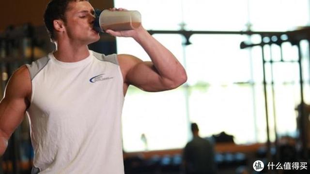 增肌蛋白粉横评 如何选择正确的蛋白粉看这一篇就够了 含健身分享