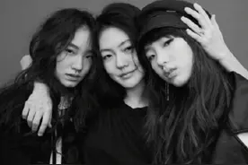小S三个女儿惊艳上热搜：富养女儿，她真的赢了图片