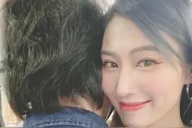 恭喜！39岁香港女星“波波姐”宣布怀孕4个月，上月才急嫁老公图片