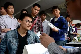 事业单位迎“坏消息”，铁饭碗即将破碎，32种事业编或转合同制图片