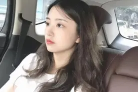 清华学霸校花火了，撞脸日本女明星，号称清华行走的招生简章图片