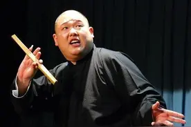 第一个为郭德纲捧哏的相声演员 两人共了患难却难共富贵图片