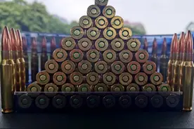 大练兵 | 广西特警、武警在桂林聚集，百步穿杨！图片