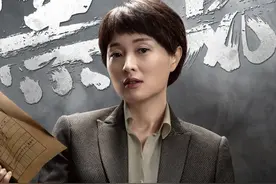 《扫黑风暴》，黑手频现，督查组里也有内奸图片