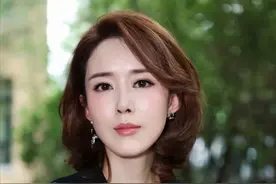 颜丹晨：写真图集图片