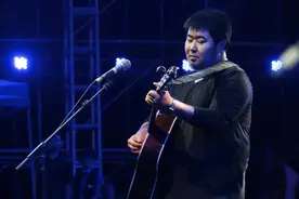 憋不住了，宋冬野图片