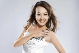 浙江卫视以前有个女主持叫左岩，为什么离开了？图片