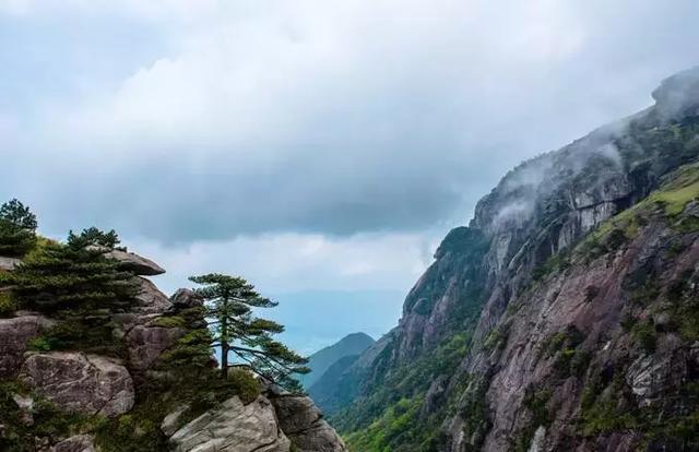 跟着郑州户外驴友团，徒步中国十大非著名山峰