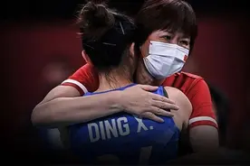 60岁郎平含泪告别中国女排，向球迷公开道歉：这期间发生了什么？图片