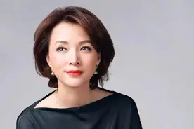 央视女主持人的门槛，正在逐年降低，连女演员都能来分一杯羹图片