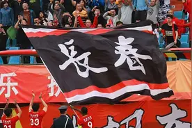 3-0！长春亚泰勇夺中甲冠军，赛季1败，时隔2年重返中超联赛图片