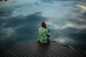 不要一直陷入爱而不得的感情里，学会释怀，才能拥有真正的快乐图片