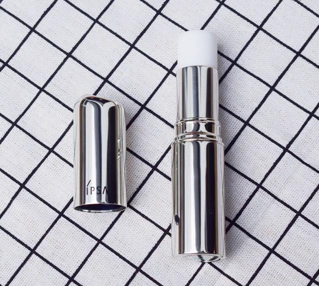 女人护肤要趁早，这几款氨基酸洁面和精华，抗皱又美白