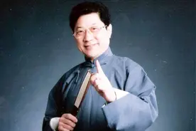 文艺界再损巨匠！相声大师常贵田今晨逝世，享年76岁视频封面