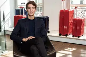 亚历山大·阿尔诺，LV二公子事业爱情双丰收，踏上接班征程图片