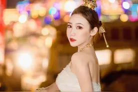 在西双版纳当傣妹，不一样的星光夜市写真图片