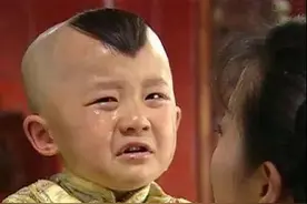 童星贾云哲：4岁演紫薇儿子东儿出道，如今20岁如9岁孩童，可惜了图片