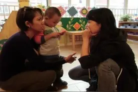 孩子要上幼儿园，尽量别给孩子穿这4类衣服，快看你家娃穿了吗？图片