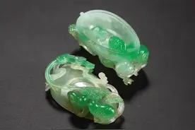 以为是B货的「帝王绿」翡翠，没想到是真王者，成交价7400万图片