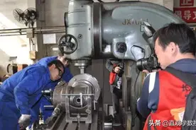 徒弟学半年的数控车床啥也不会？到底是师傅不肯教，还是徒弟太笨图片