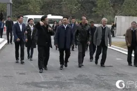 黄新初到我区调研东西部扶贫协作工作图片